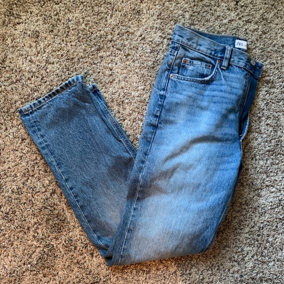 Size 6 Zara Straight Leg Jeans - Picture 4 of 7